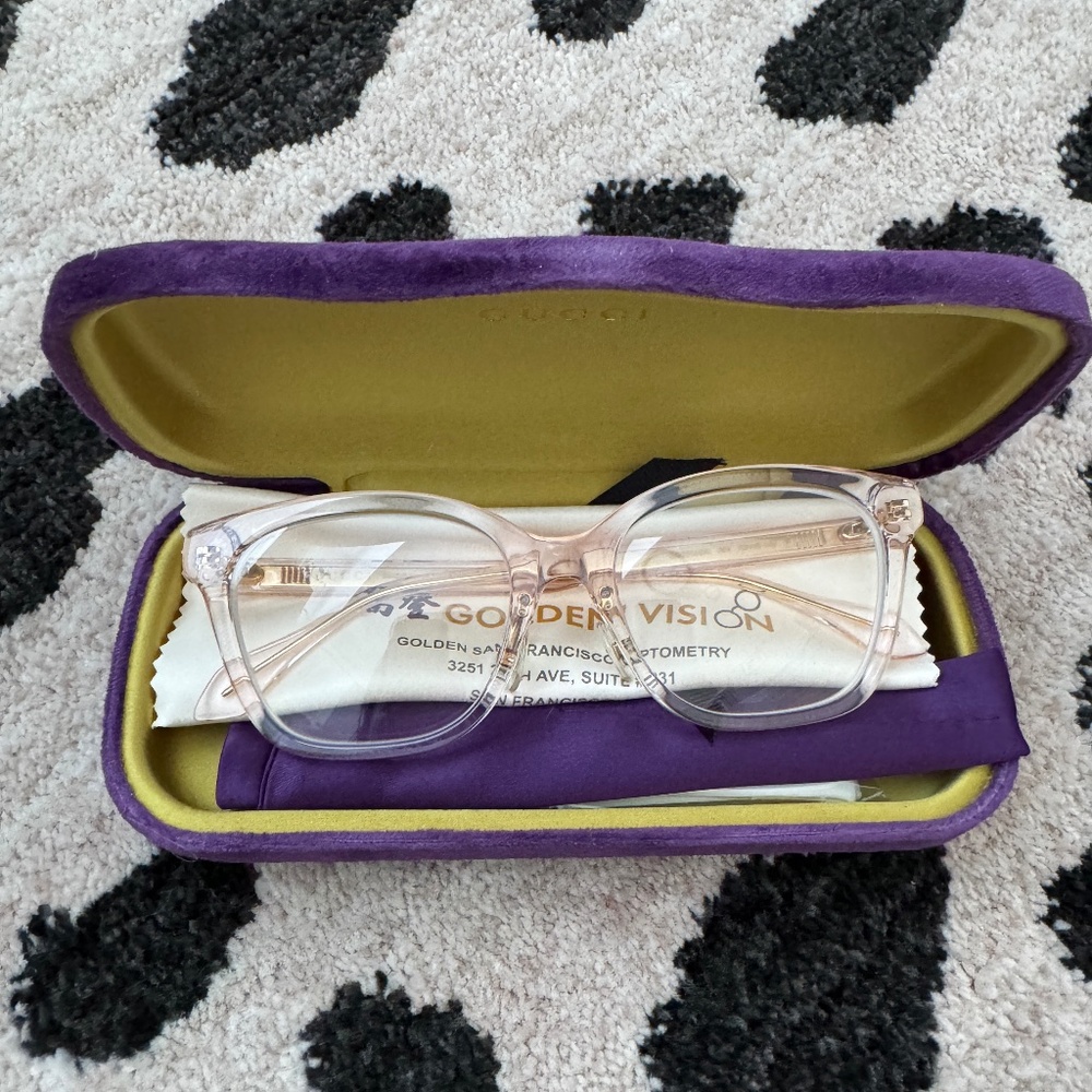 Gucci Light Pink Transparent Eyeglasses Glasses Frame with Nose Pads GG0566ON